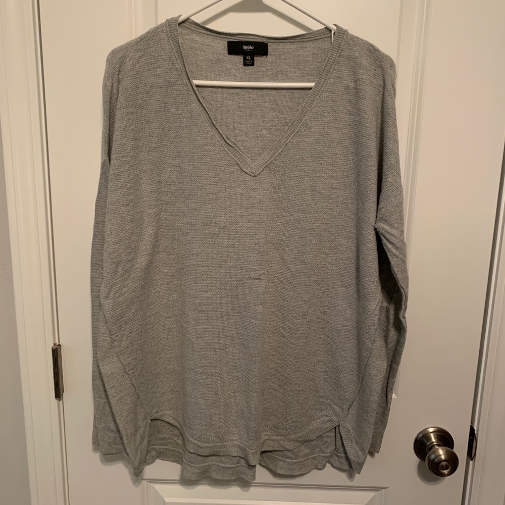 Women’s gray Mossimo size XL sweater
